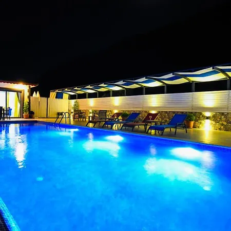 Harika Deniz Ve Doga Manzarali Villa Mert Willa