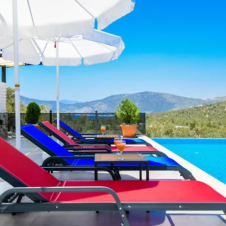 Willa Harika Deniz Ve Doga Manzarali Villa Mert