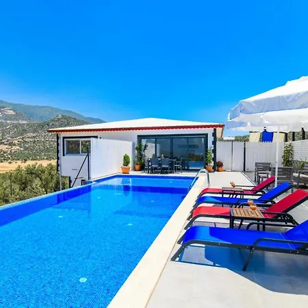 וילה Harika Deniz Ve Doga Manzarali Villa Mert קס